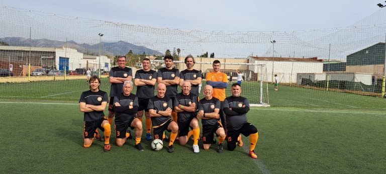 Walking Futbol Hispalis squad 768x346