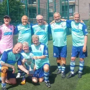 An Angels Walking Football squad covering our full 50 to Over 65 age group took part in an invitational Over 50’s tournament at the Black Prince Community Trust in Vauxhall on Saturday. The temperature reached 92°, but it didn’t stop our guys bringing home the trophy despite meeting younger age group teams throughout the tournament.